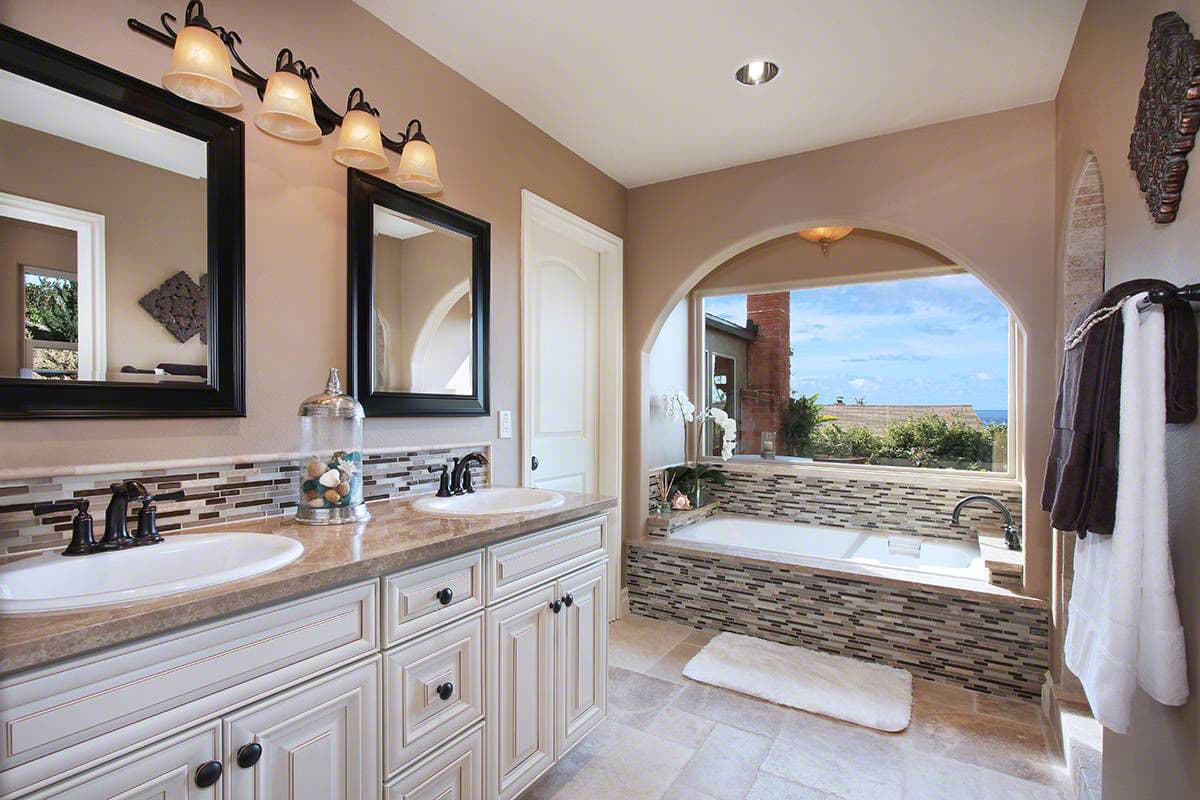 Ivory Travertine 3//4x12 Honed Pencil Molding - r97ye7fgt2x7aci2rxo7@2x.jpg