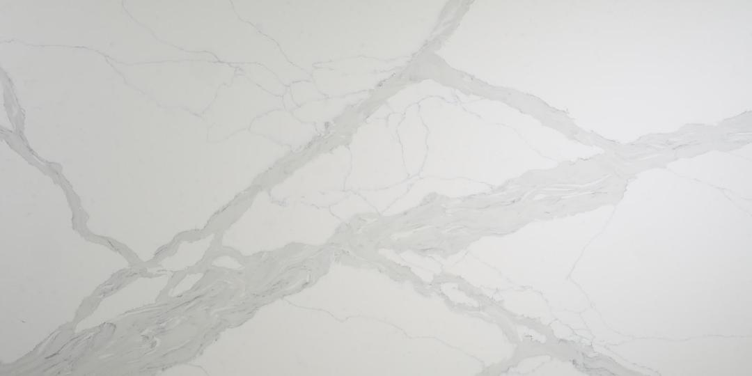 Calacatta Pyreness - rj7zepf8mhblzrn6yhjg@2x.jpg