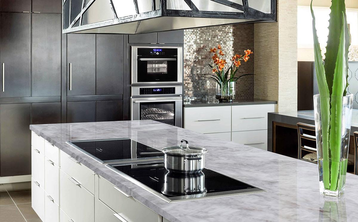 Cristallo Quartzite - rltmee8wdfojqyjkv7iy@2x.jpg