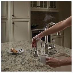 Involve View Water Tank & Dispenser, Lever Handle, Polished Chrome - rrdhotvmmdpp9dz5l7jc@2x.jpg