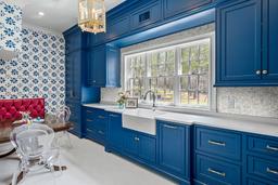 Capri Blue Round Honed - rwvtglhg7fwfnzlbvc0t@2x.jpg