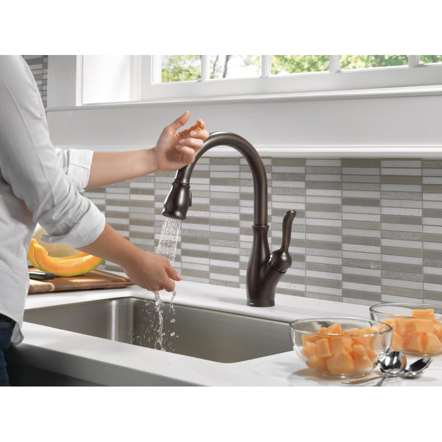 Leland Pull-Down Kitchen Faucet with On/Off Touch Activation and Magnetic Docking Spray Head and ShieldSpray - Includes Lifetime Warranty (5 Year on Electronic Parts) - s1vdcw5nsotajuxpiad2@2x.jpg