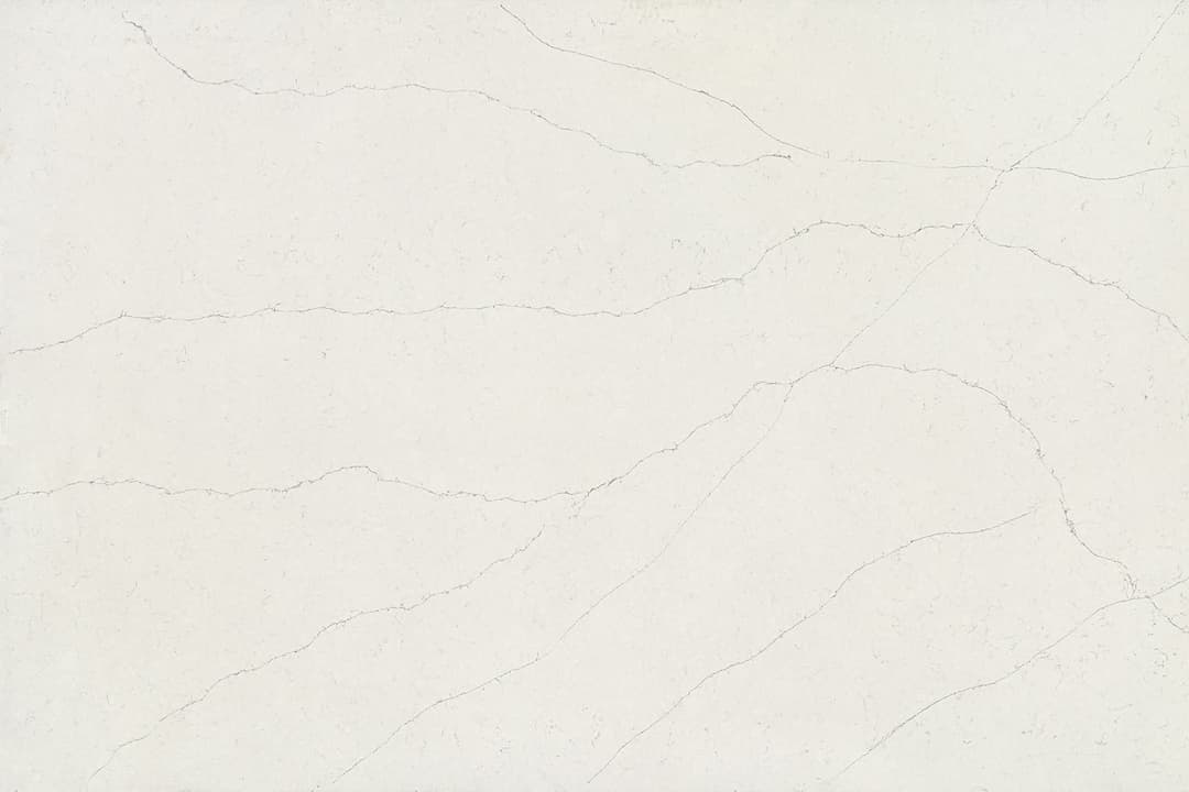 Valor White - sfrgdakkps2lfzkmtlqy@2x.jpg