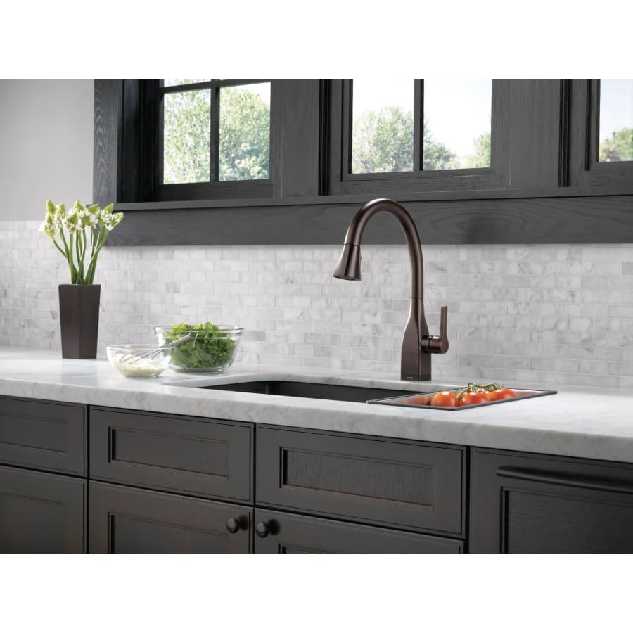 Mateo 1.8 GPM Single Hole Kitchen Faucet with Diamond Seal and Touch2O Technology - sg4b3ey1bhk9f7kot418@2x.jpg