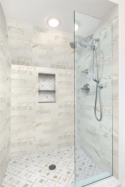Arabescato Venato Tile - sguoay9tgrudhehuflbl@2x.jpg