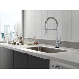 Trinsic Pre-Rinse Pull-Down Kitchen Faucet with On/Off Touch Activation, Magnetic Docking Spray Head - Limited Lifetime Warranty (5 Year on Electronic Parts) - subdtwauvkvkhujl4ply@2x.jpg