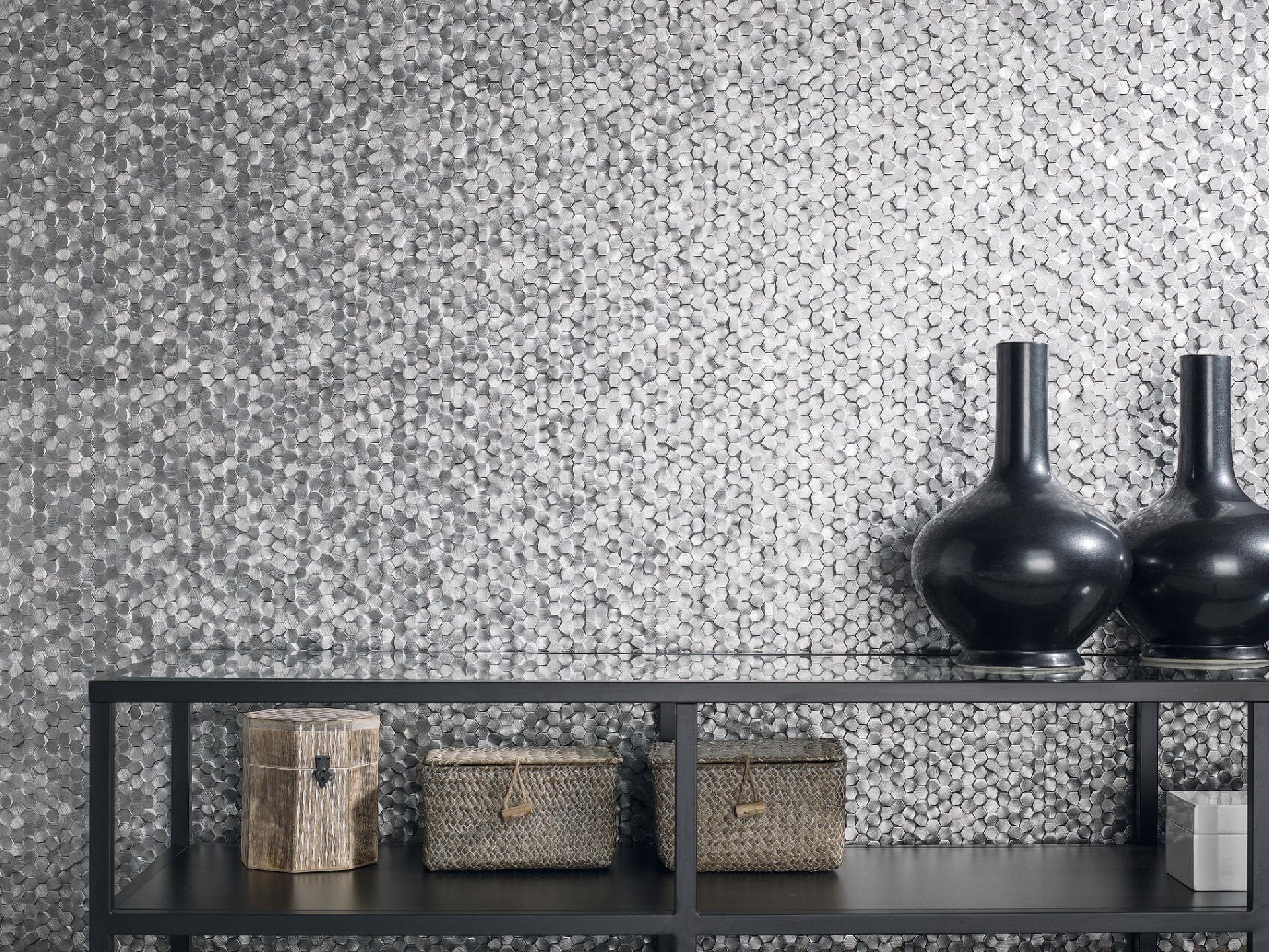 GRAVITY ALUMINIUM 3D HEXAGON METAL (Make to order) - tgv1srstrfpiyljhdpql@2x.jpg