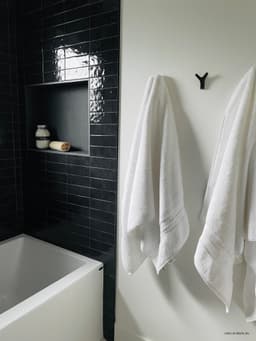 Cloé 2.5X8 Glossy Ceramic Tile in Black - thbdeqymvltm0uwtkrq7@2x.jpg