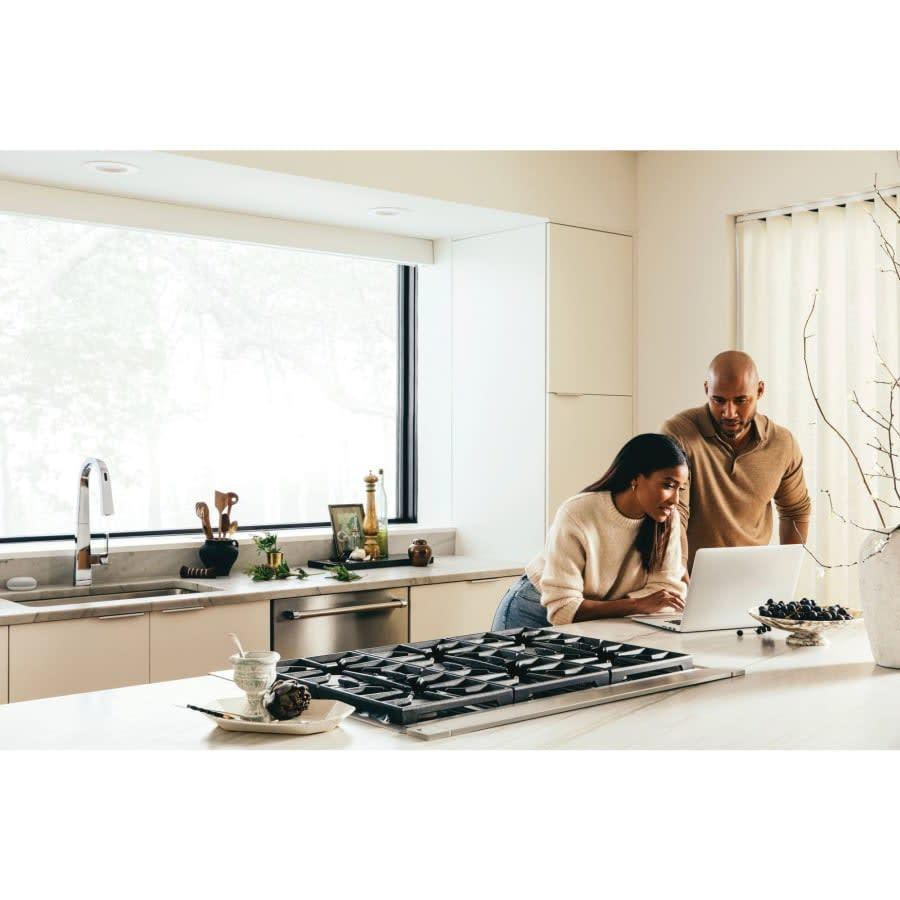 Nio Smart Faucet 1.5 GPM Single Hole Pull Down Kitchen Faucet with Voice Control - tlepgiefbxstuf1uc2hl@2x.jpg