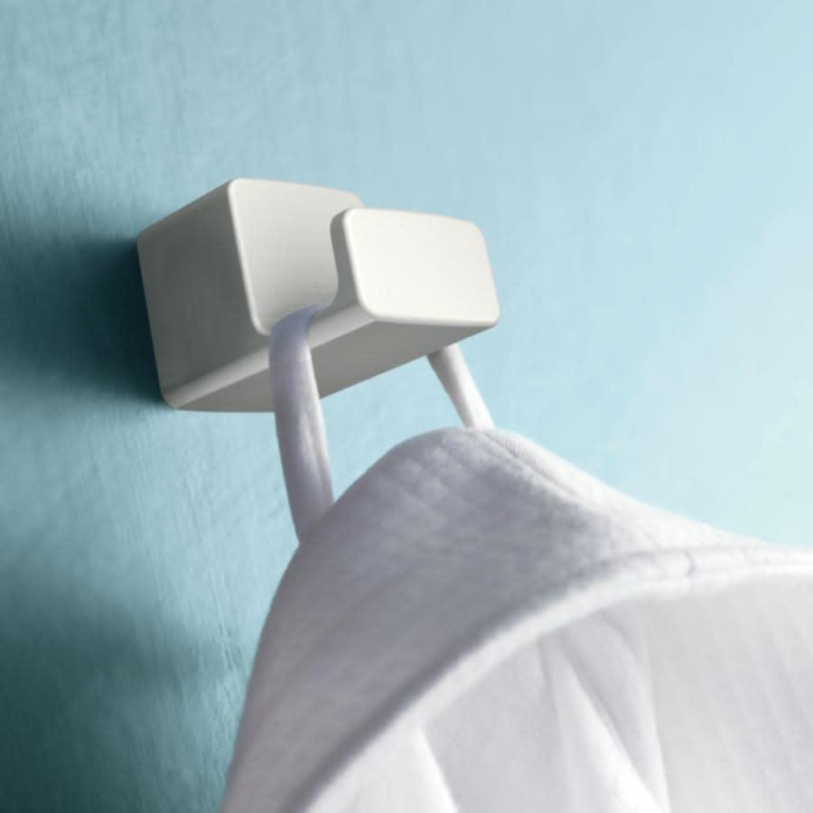 90 Degree Single Robe Hook - tpiea3j99kjn7dc7fohp@2x.jpg