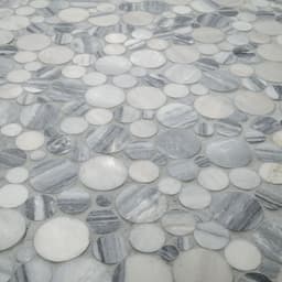 Alaska Gray Pebble Polished 10mm - twl3wfvdfywd7vwpl3pf@2x.jpg