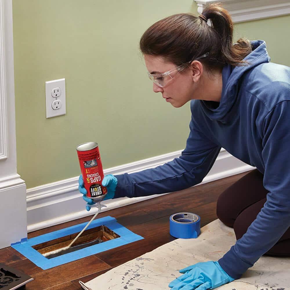 12 oz. Gaps and Cracks Insulating Spray Foam Sealant - tybceebbacqvwh5dmxwy@2x.jpg