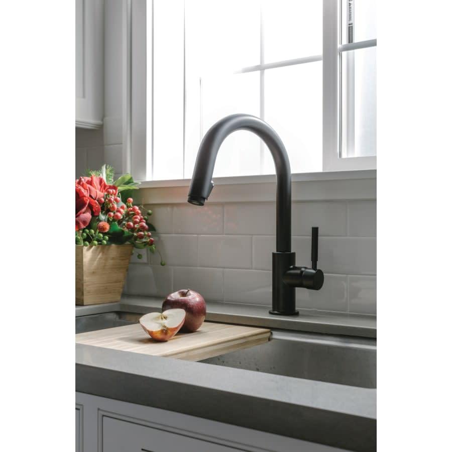 Solna Pull-Down Kitchen Faucet with Hidden Magnetic Docking Spray Head - Limited Lifetime Warranty - ue7qosgx9zwmqncolfuq@2x.jpg