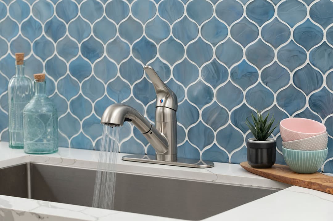 1-Handle Pull-Out Sprayer Kitchen Faucet - 805 Brushed Nickel - ue8aciucmtkgszaphhkj@2x.jpg