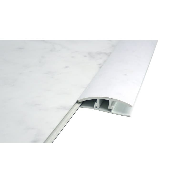 REIGN WHITE TMOLD - ug2mohovwaeunqyabpc3@2x.jpg