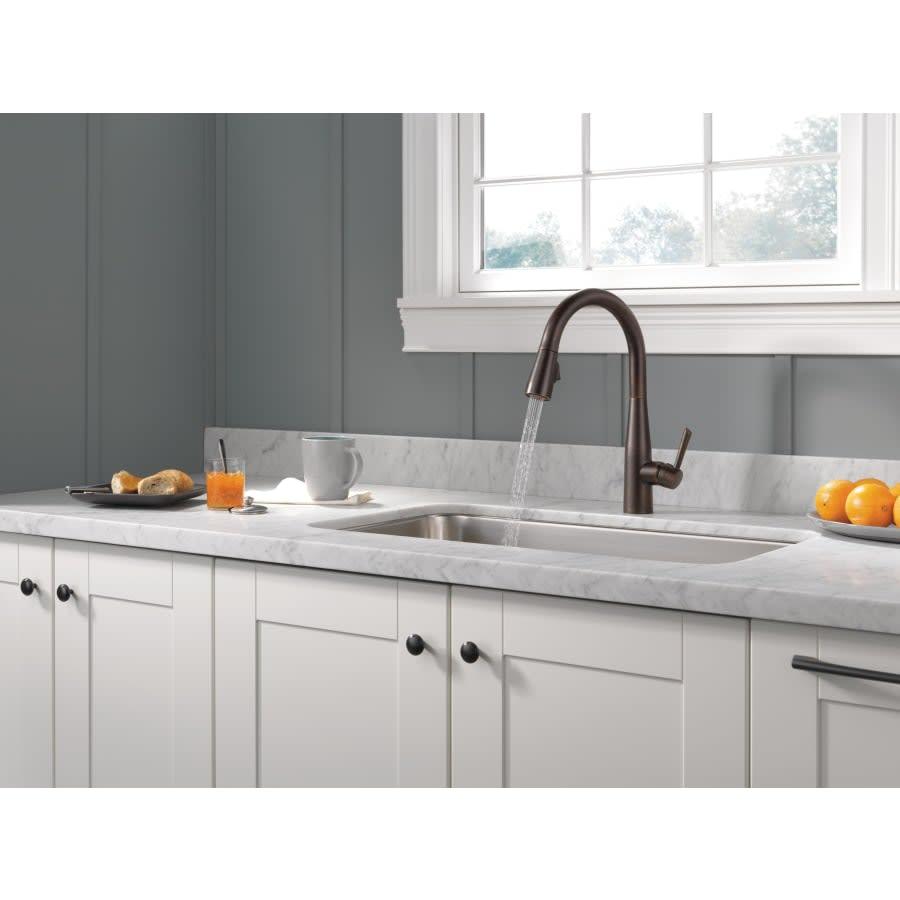 Essa Pull-Down Kitchen Faucet with Magnetic Docking Spray Head - Includes Lifetime Warranty - uljinmtxld5lxyyrgxtu@2x.jpg