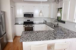 Gran Valle Granite - uofe0vutgfvoqkgirxkc@2x.jpg