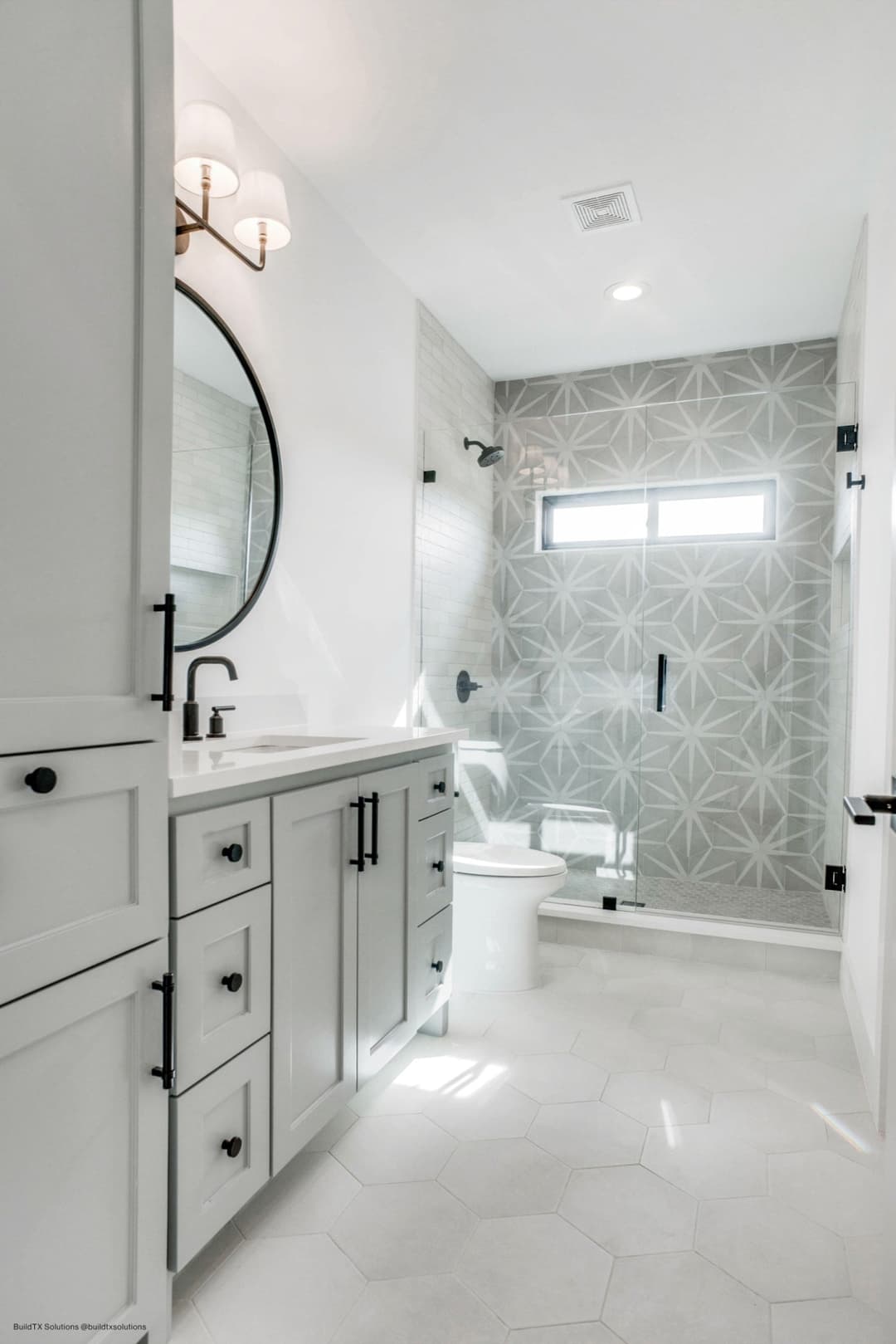 Makoto 10" x 11.5" Hexagon Matte Porcelain Tile in Shoji White - utwlhxoy5yxpsvsabnwi@2x.jpg