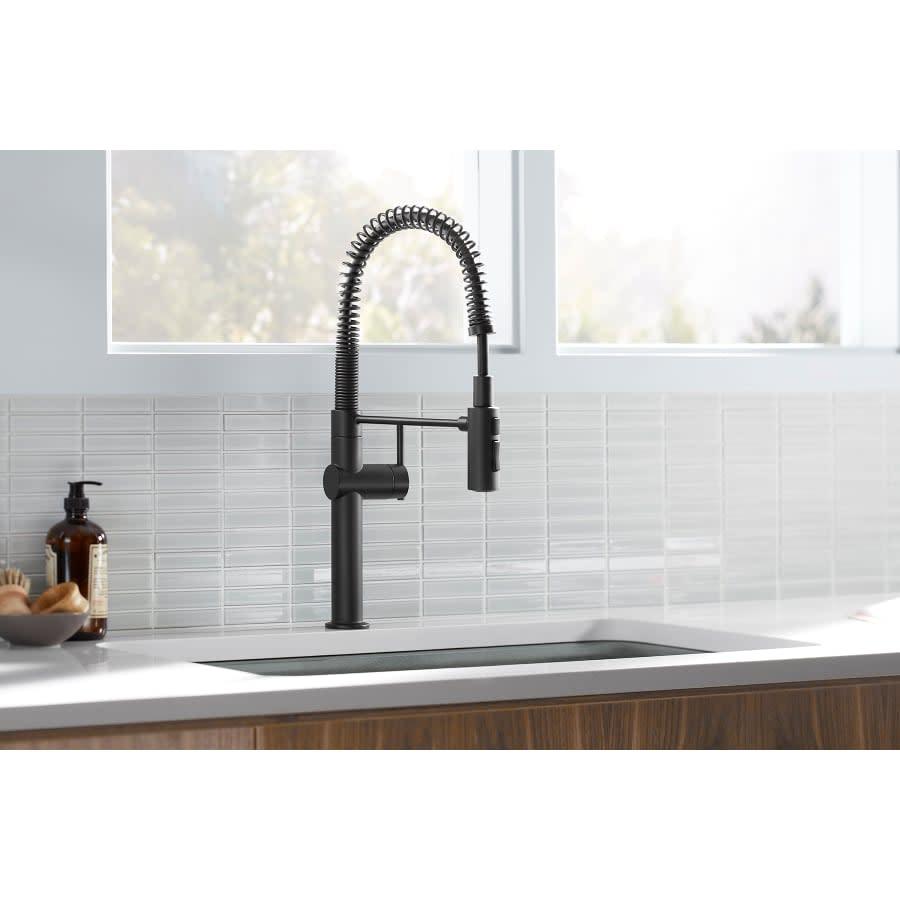 Crue Semi-Professional Single Hole Kitchen Faucet with Three-Function Spray Head - uxm5fgdseolulll5qw9p@2x.jpg