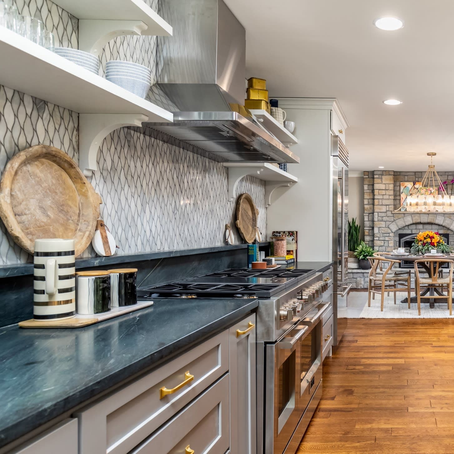 Black Soapstone - uxyzocwnf3flnziafegr@2x.jpg