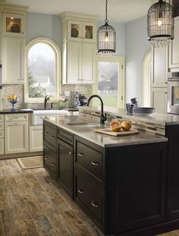 Madreperola Quartzite - uykvuhrocsnh7vzz86zy@2x.jpg