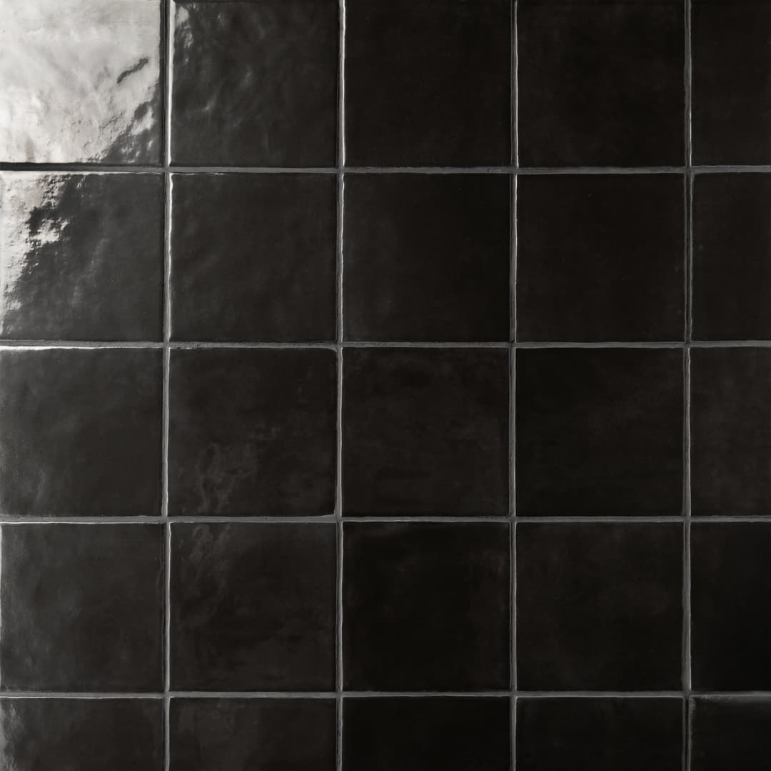 Cloé 5X5 Glossy Ceramic Tile in Black - v2gj4kbbmqy6cnqw1sgt@2x.jpg