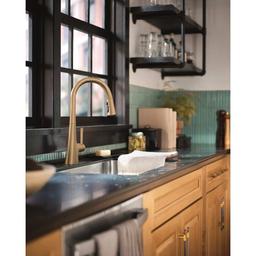 Kurv 1.5 GPM Single Hole Pull Down Kitchen Faucet - v4fmgo4hupolzocdwazv@2x.jpg