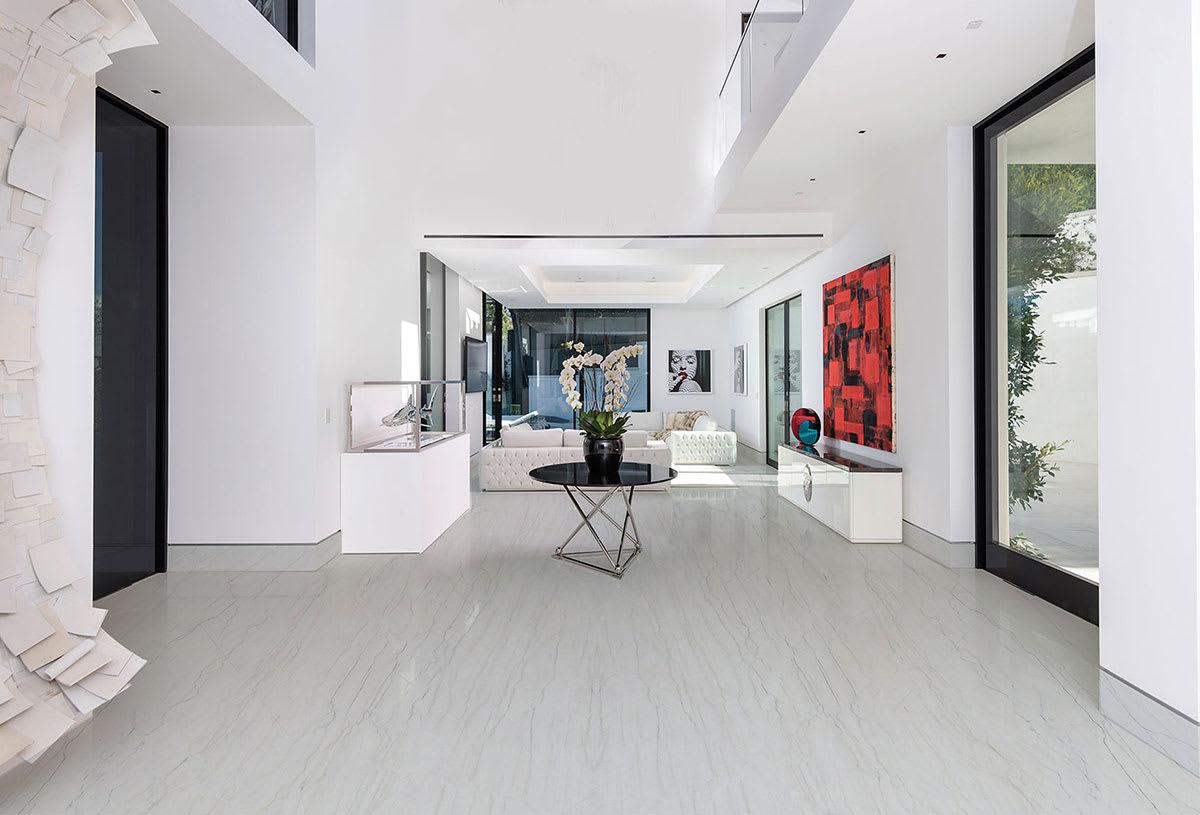 White Montreal Quartzite - vcau873dhdnmgspkrtke@2x.jpg