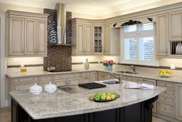 Bianco Romano Granite - vexkiaikaupwjsyvv9uz@2x.jpg