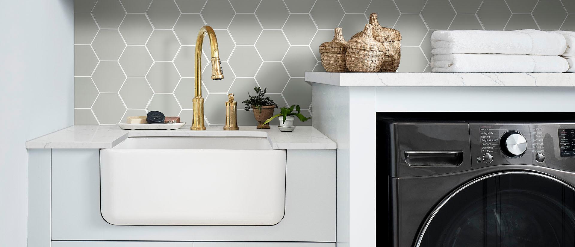 Calacatta Miraggio Cielo - vi6kgesxnkoprj7x9gmn@2x.jpg