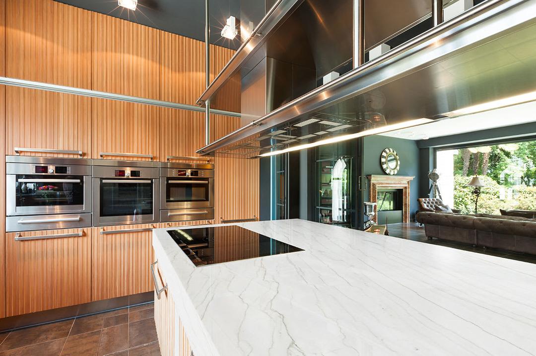 White Montreal Quartzite - vjxmhysylzepowp2yqes@2x.jpg