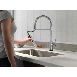 Trinsic Pre-Rinse Pull-Down Kitchen Faucet with On/Off Touch Activation, Magnetic Docking Spray Head - Limited Lifetime Warranty (5 Year on Electronic Parts) - vy8jda1pe90f5d1gfek7@2x.jpg