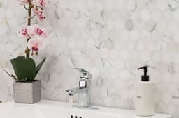 1 Handle Bathroom Faucet- 401 Chrome - w0jiritff1nnajrr8ptd@2x.jpg