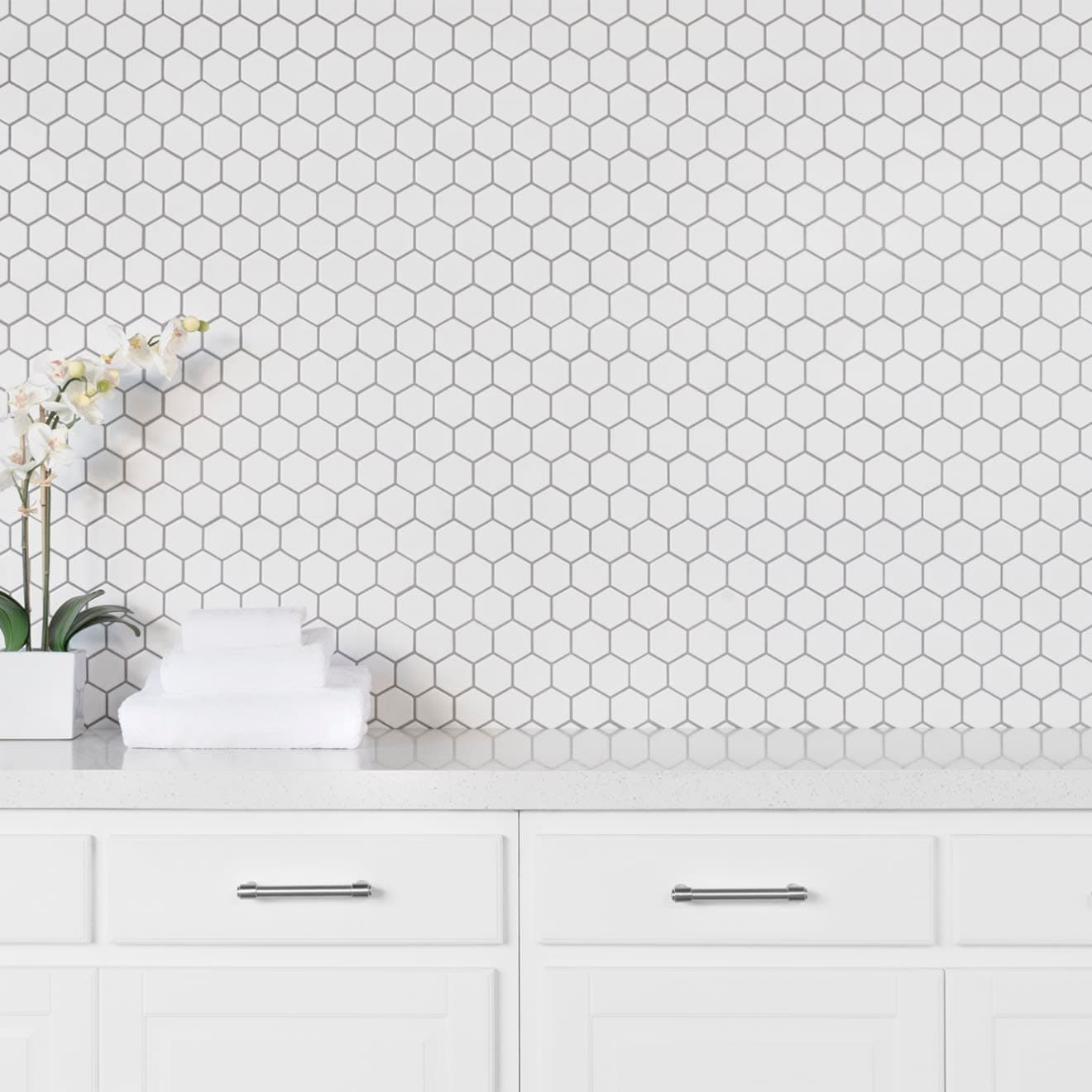Le Cafe White 2x2 Hexagon Mosaic Matte - w9oten3p4lwxmtifpjbm@2x.jpg