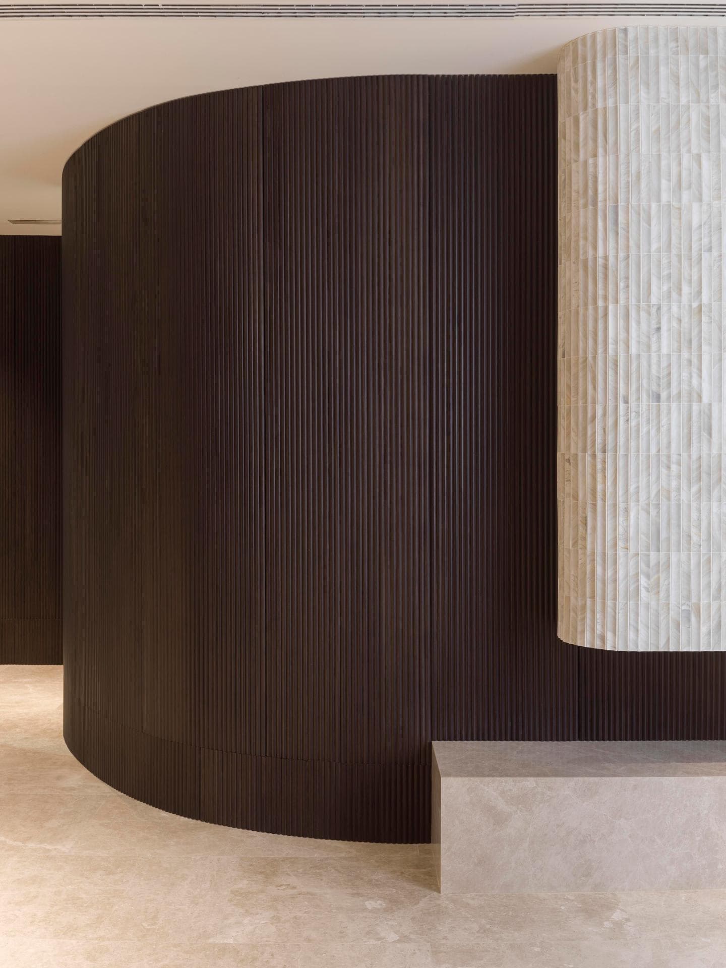 SPLIT COLUMN DARK (Make to order) - wvpc3yl6jnzdxkbcsjmv@2x.jpg