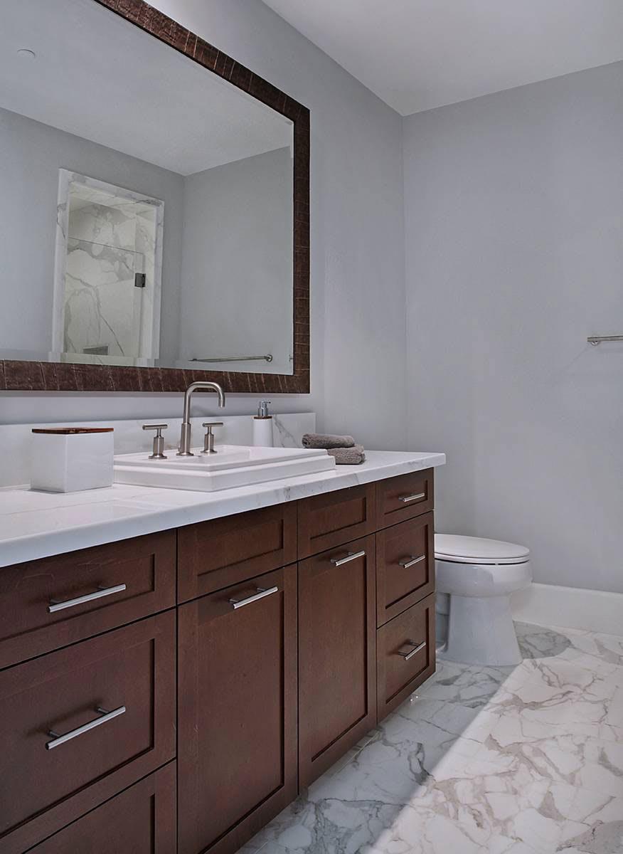 Calacatta Marble - wvx6yisxhzqugsbgxeve@2x.jpg