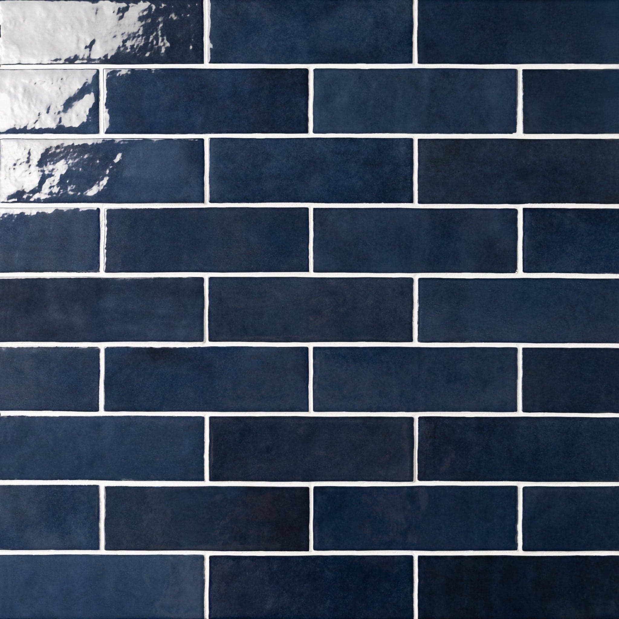 Cloé 2.5X8 Glossy Ceramic Tile in Blue