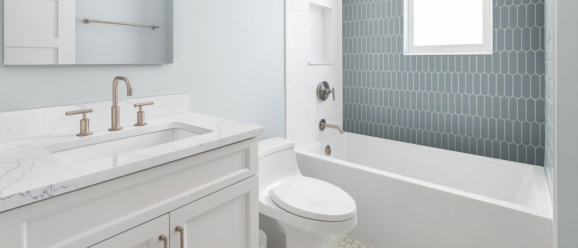 Calacatta Miraggio SeaGlass - xejueix56p8e6h6nvp8u@2x.jpg