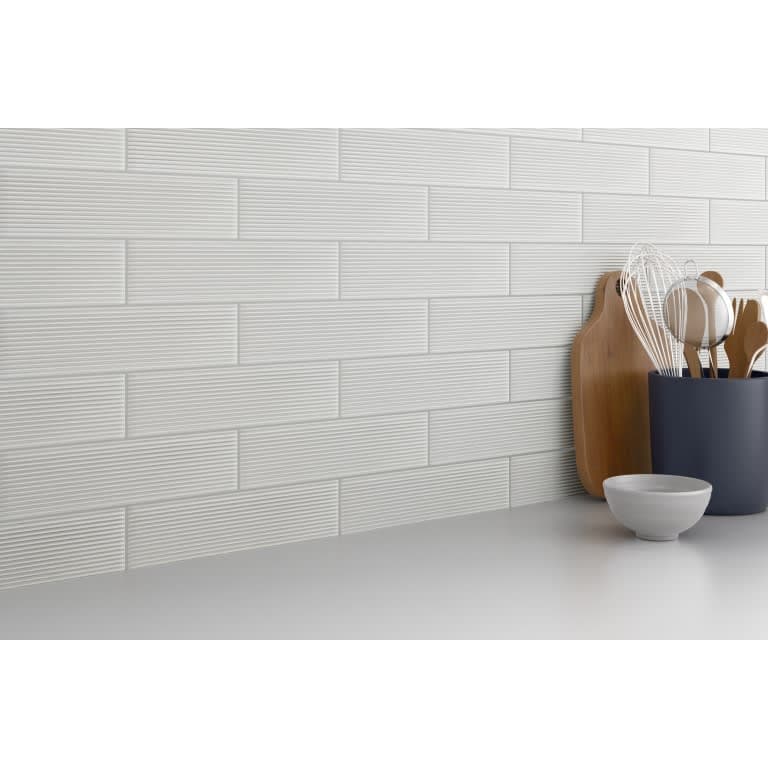 EUPHORIA LINEAR PEARL 3X12 - xo6ckonhwqfztkjx3ev3@2x.jpg