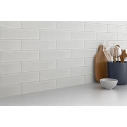 EUPHORIA LINEAR PEARL 3X12 - xo6ckonhwqfztkjx3ev3@2x.jpg