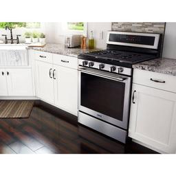 5.8 cu. ft. Gas Range with True Convection in Fingerprint Resistant Stainless Steel - xosi8aqgubaou0pcab5s@2x.jpg