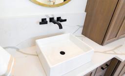 Calacatta Belleza - xywmtmzgp2nlxvxcsa09@2x.jpg
