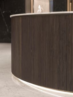 SPLIT COLUMN DARK (Make to order) - yhb1iechzqjzwpnol5eb@2x.jpg