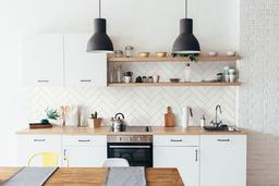 White Glossy - yqkliy6s4jzmxud3fqzm_x500.jpg