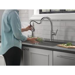 Coranto 1.8 GPM Single Hole Pull Down Kitchen Faucet with Magnetic Docking Spray Head and ShieldSpray - yrvk7s3fskjv91uvdcer@2x.jpg