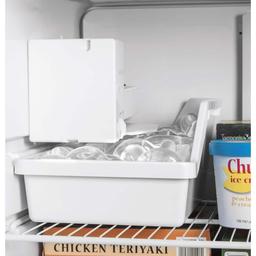 GE 18 Cu Fr Top Mount Refrigerator Es - yrvroujnb1zylrrvembb@2x.jpg