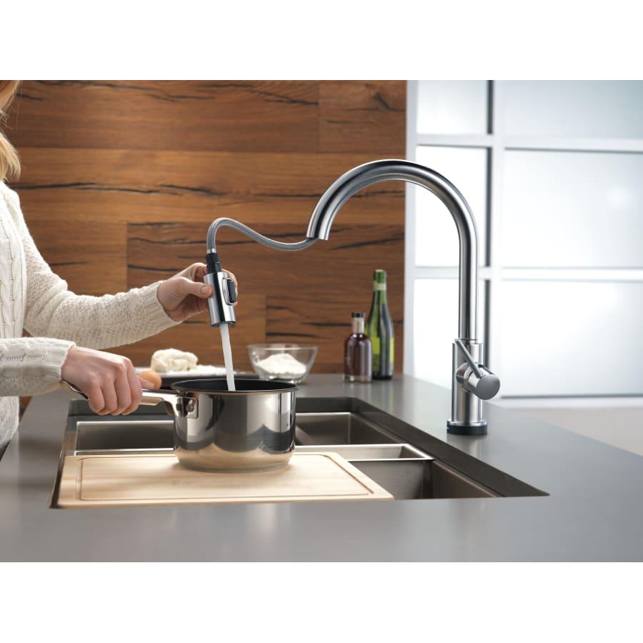 Trinsic Pull-Down Kitchen Faucet with On/Off Touch Activation, Magnetic Docking Spray Head - Includes Lifetime Warranty (5 Year on Electronic Parts) - yuoeavezynnl7xca0hds@2x.jpg