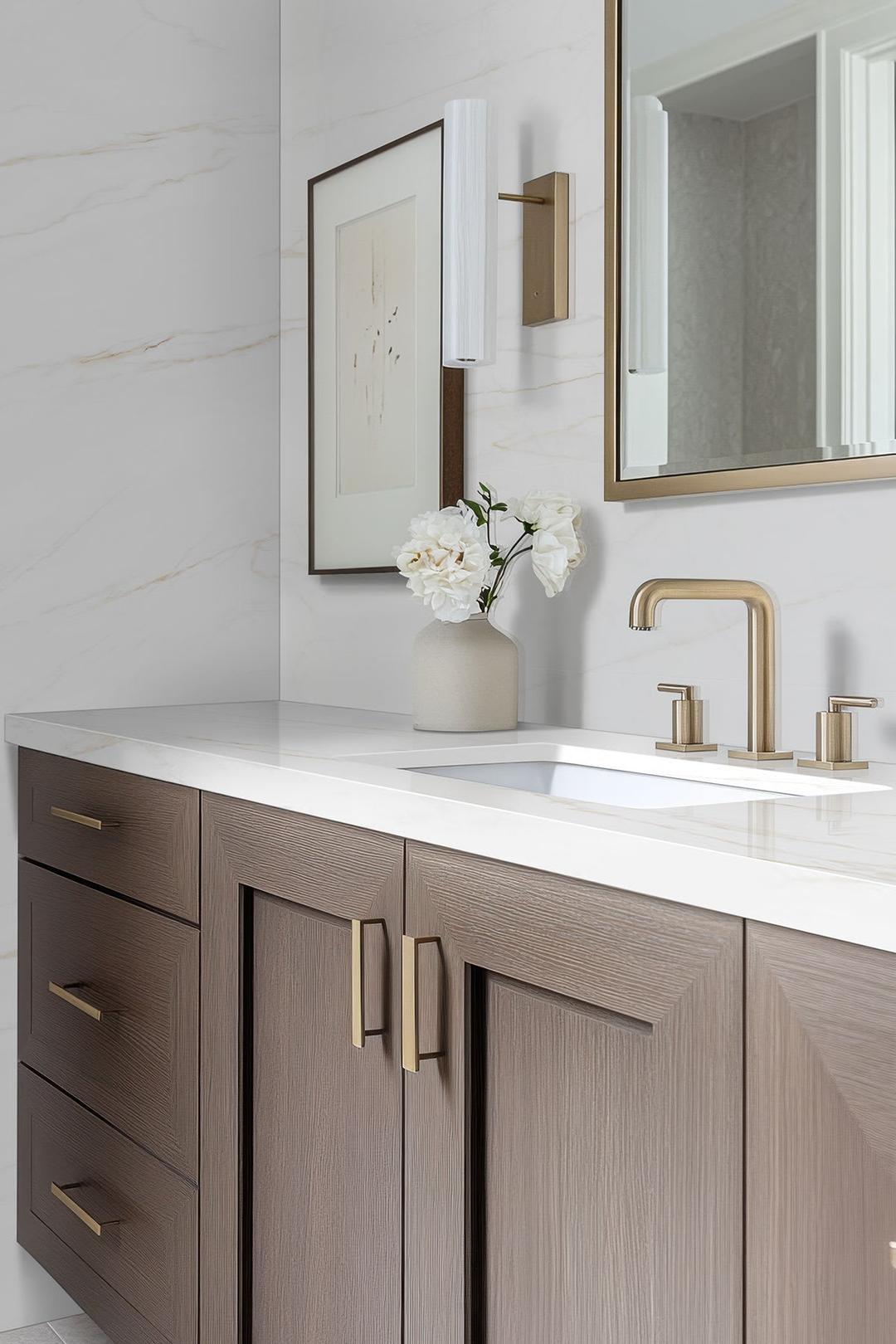 Calacatta Corrinna - yytrbb3b6rxbrqmcm6tc@2x.jpg