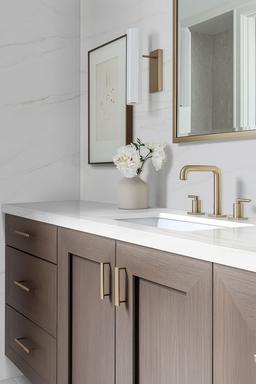 Calacatta Corrinna - yytrbb3b6rxbrqmcm6tc@2x.jpg