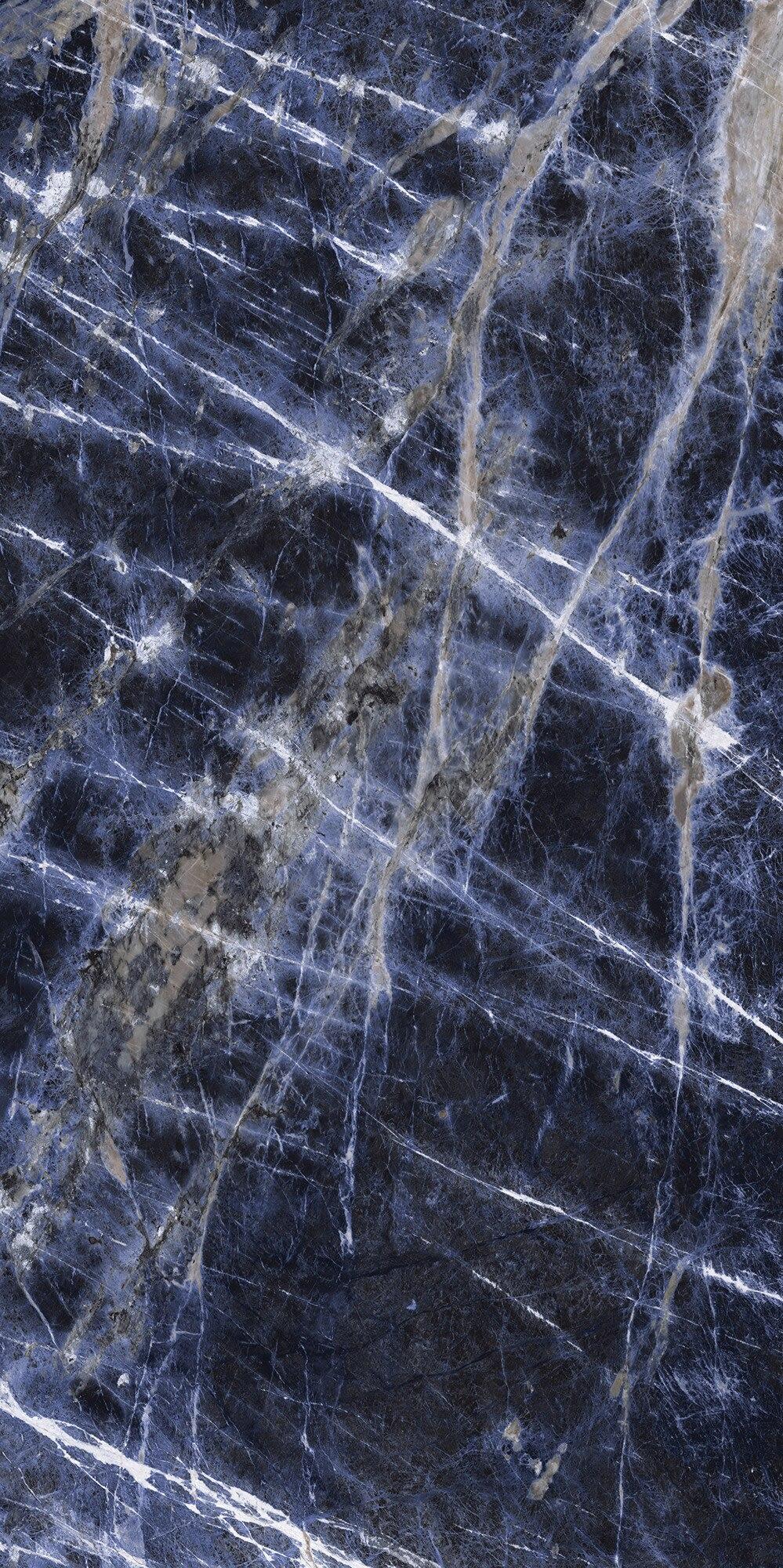 SAPPHIRE STATUS - zhfdxj9pknadjz7lp0cn@2x.jpg